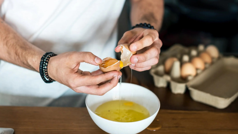 5 món ăn giàu vitamin B12 giúp giảm rụng tóc 2