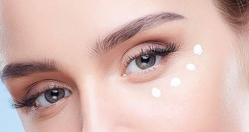 5 sai lầm khi dưỡng mắt làm lộ rõ các nếp nhăn và nhanh lão hóa 1