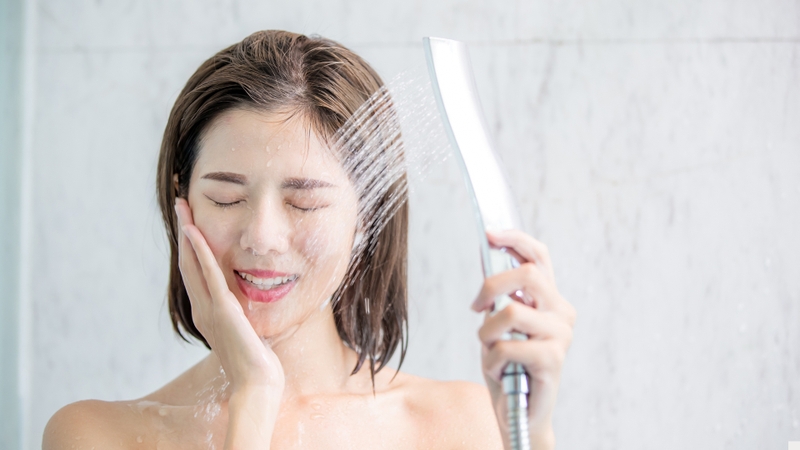 5 thói quen buổi sáng gây lão hóa da có thể bạn chưa biết 1