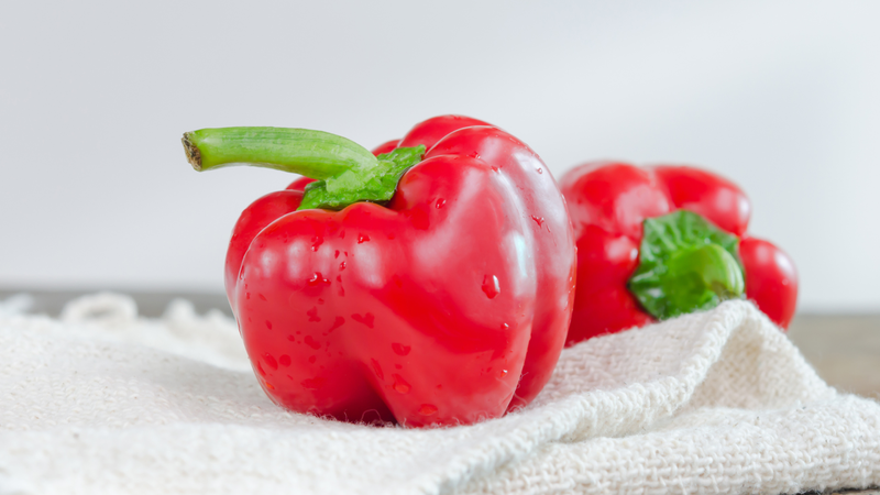 5 thực phẩm màu đỏ giúp giảm viêm và tốt cho thận 2