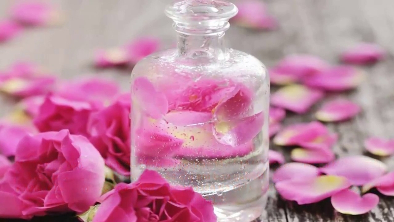 5 típ làm giảm tình trạng vùng da quanh mắt bị khô