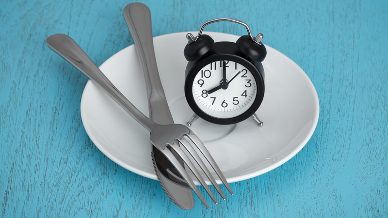 Không nên tự ý nhịn ăn nhiều ngày với mục đích “detox” đường ruột