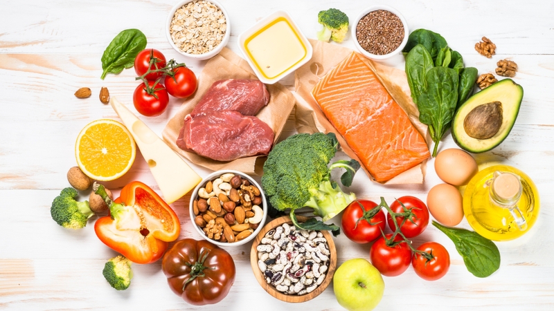 6 cách tăng cường độ bóng cho môi 3