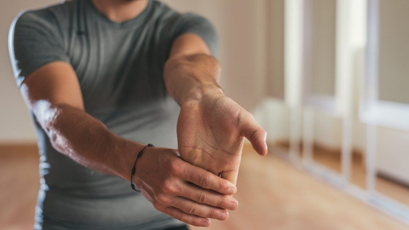 6 dấu hiệu cảnh báo axit uric cao sau tuổi 30 ở nam giới 3