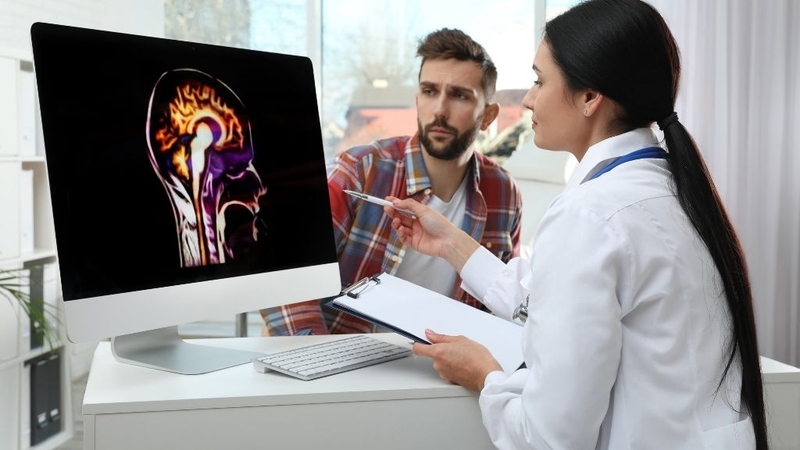 6 Dấu hiệu u não giai đoạn đầu không nên chủ quan 4