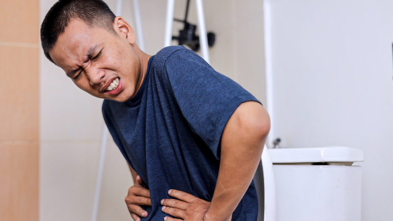 Thành phần sữa trong cà phê sữa có thể gây đầy bụng hoặc tiêu chảy ở những người nhạy cảm