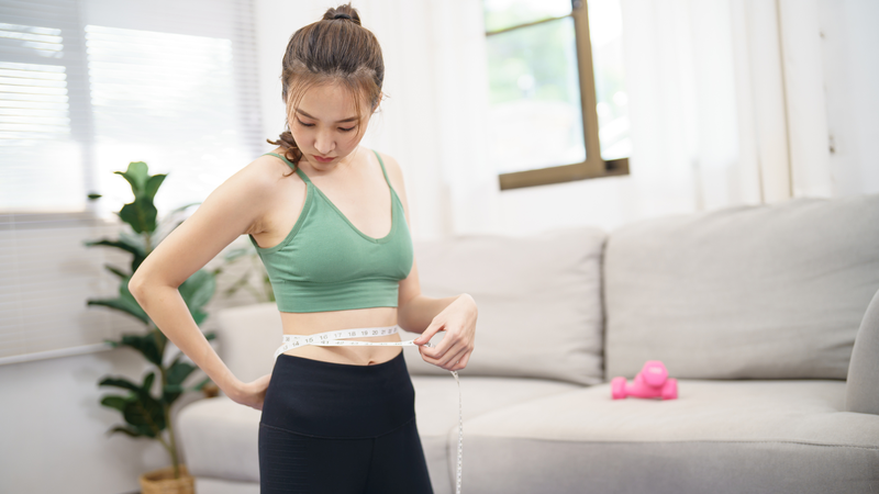 Người đang giảm cân là 1 trong 6 nhóm người nên ăn bí đỏ để duy trì sức khỏe tốt hơn