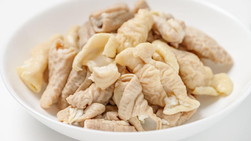 Lòng lợn chứa lượng cholesterol tương đối cao