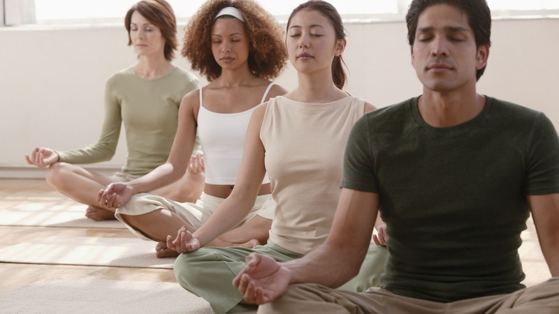 Tập yoga hoặc các bài tập giãn cơ hằng ngày có thể hỗ trợ phòng ngừa đái tháo đường