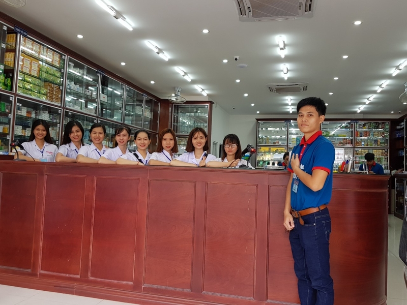 Các dược sĩ Long Châu Nguyễn Oanh đã sẵn sàng