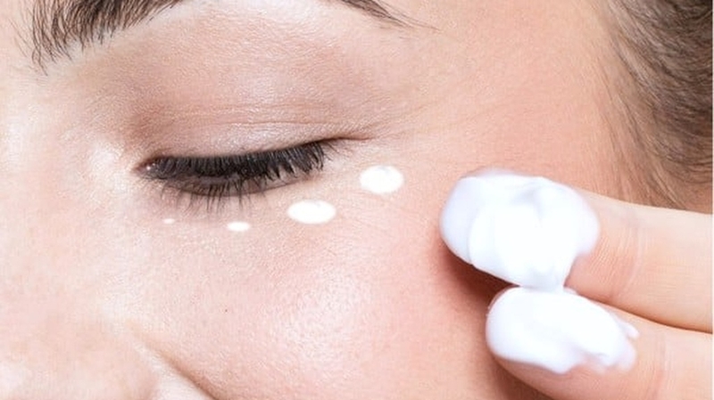 7 công dụng làm đẹp của kem đánh răng ít ai ngờ đến 4