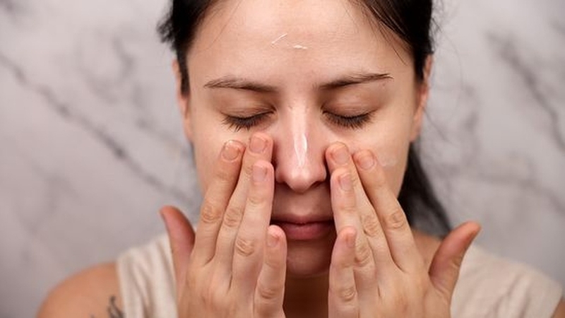 7 công dụng làm đẹp của kem đánh răng ít ai ngờ đến 3