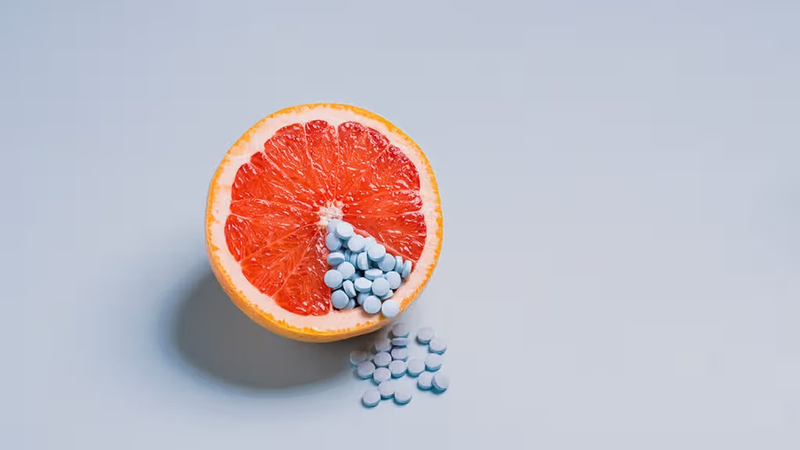 7 loại thuốc phổ biến nhất định không dùng cùng nước ép bưởi 3