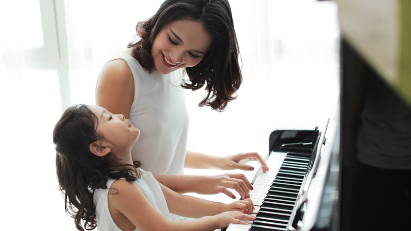 Thới điểm thích hợp cho trẻ học piano là 6 -7 tuổi