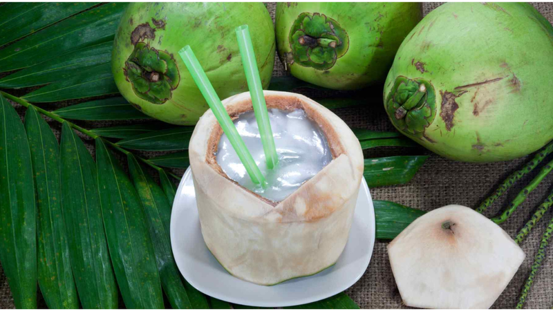 7 lợi ích của việc uống nước dừa tươi buổi sáng 1