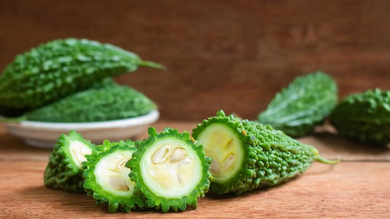 7 lợi ích khi uống nước ép khổ qua vào buổi sáng 3