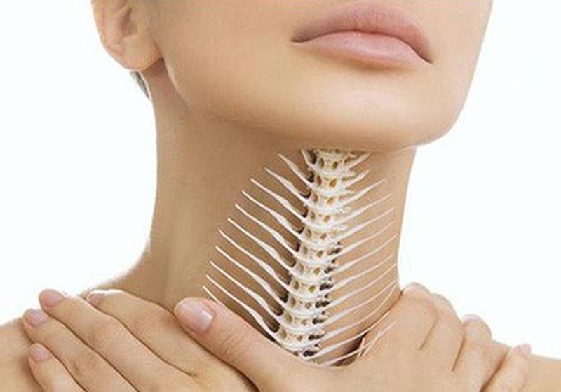 7 mẹo chữa hóc xương cá: Chữa hóc xương cá bằng c sủi2