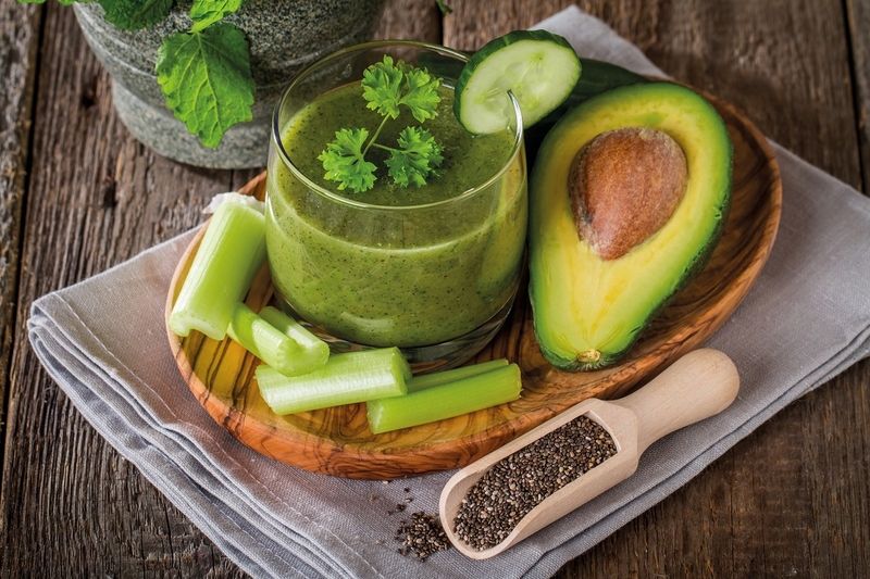 7 ngày uống nước ép cần tây 2