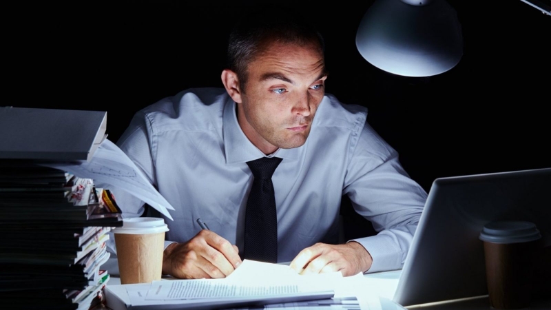 8 cách để chống lại hội chứng mạo danh và nhận ra giá trị bản thân