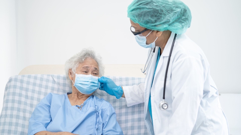 8 dấu hiệu viêm phổi bất cứ ai cũng cần cảnh giác1