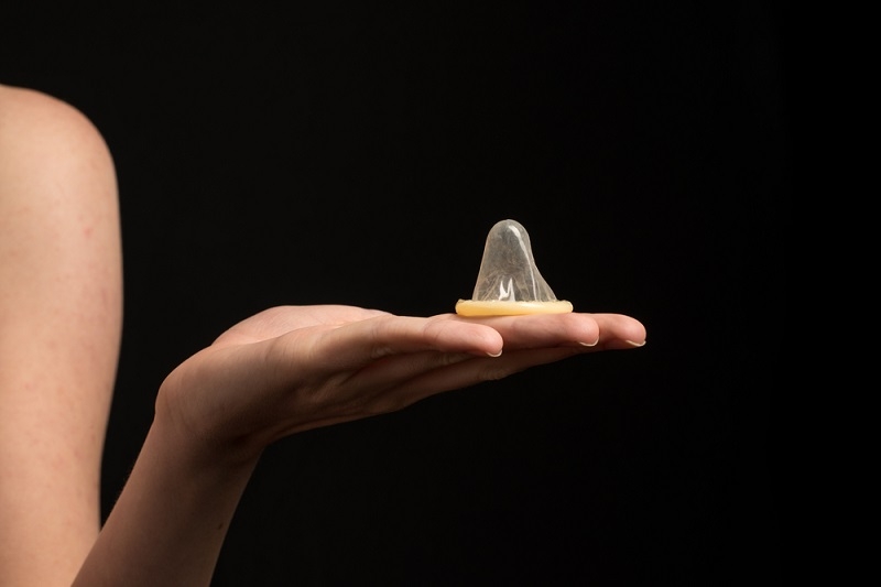 8 sai lầm khi dùng bao cao su có thể dẫn đến mang thai ngoài ý muốn 2