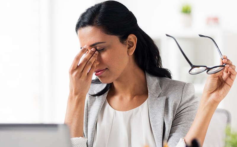 Thoái hóa điểm vàng thể ướt: Triệu chứng và nguyên nhân gây ra bệnh 2