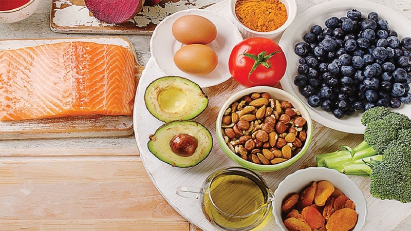 Một bữa ăn đủ dinh dưỡng là khi bạn có sự kết hợp hợp lý giữa 4 nhóm thực phẩm