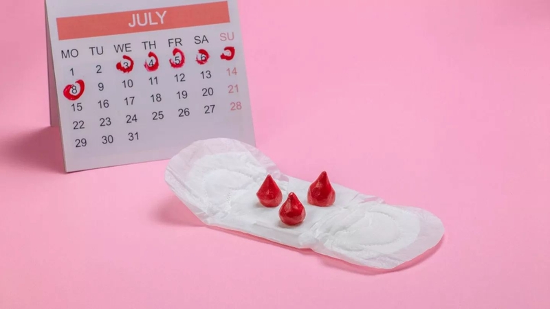 9 tuổi có kinh nguyệt có sao không? Đây có thể là dấu hiệu dậy thì sớm hoặc liên quan đến bệnh lý