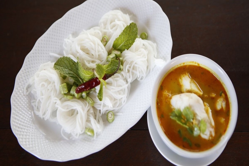 Ăn bún có béo không? Những lưu ý khi ăn bún giúp bạn ăn bún mà không lo béo 1