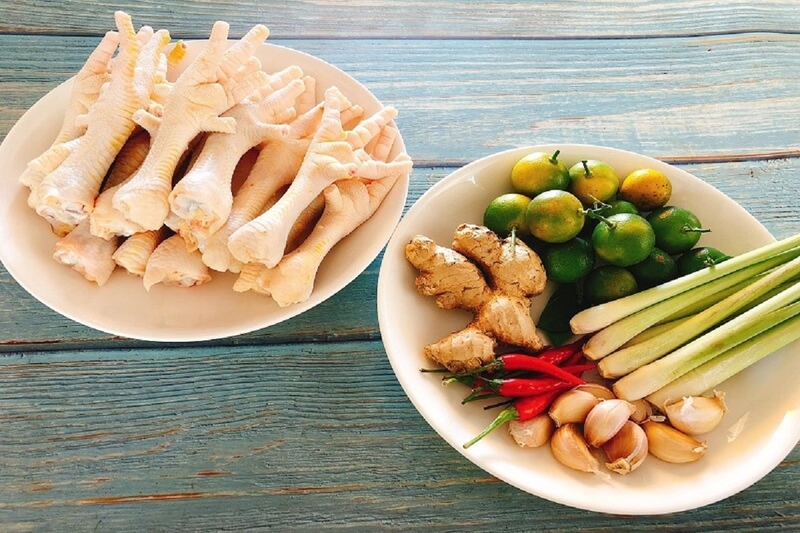 Ăn chân gà có béo không? Những lưu ý khi ăn chân gà tốt cho sức khỏe 2