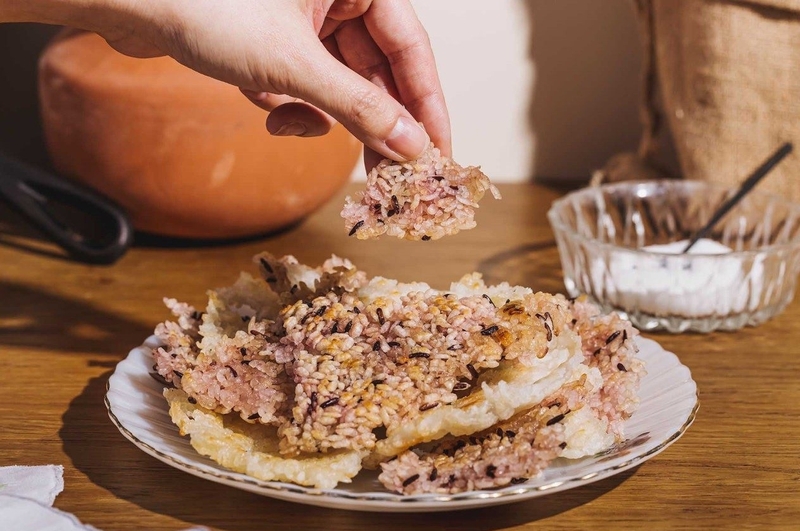 Ăn cơm cháy có béo không? Một số lưu ý khi ăn cơm cháy giúp giảm cân hiệu quả 2