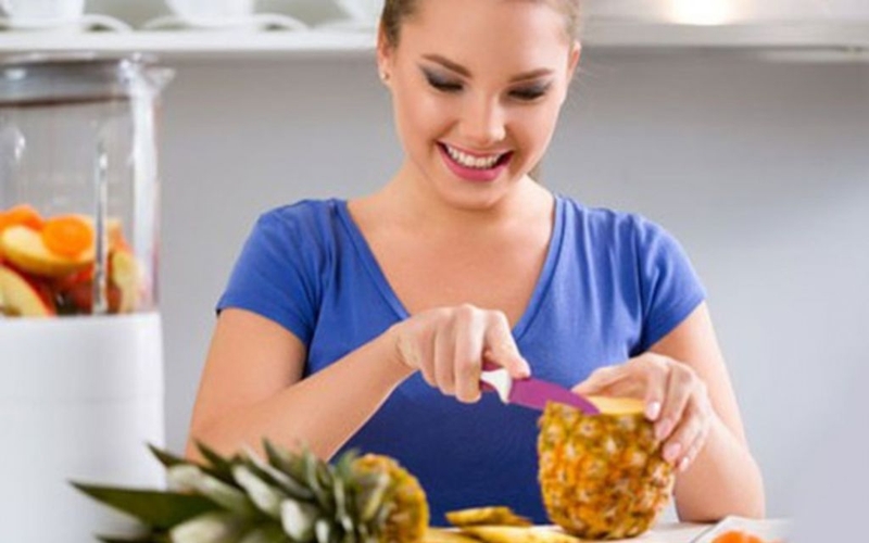 Ăn dứa có uống thuốc tây được không, vì sao? Những lưu ý khi ăn dứa 2