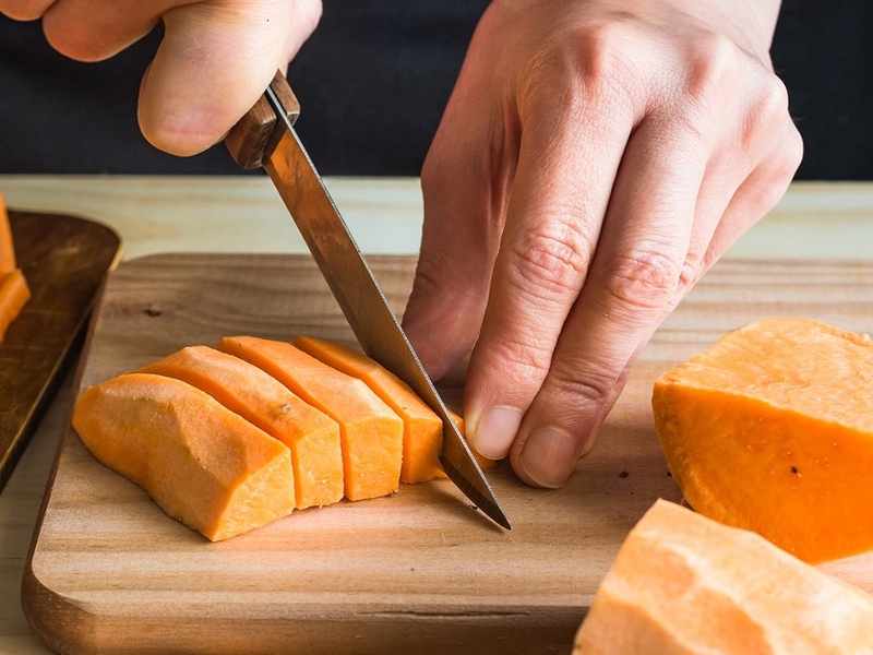 Ăn khoai lang lúc đói có tốt không? Nên ăn vào buổi tối hay sáng? 5