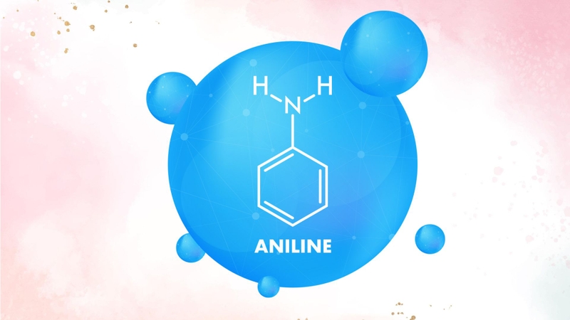 Aniline là amin thơm với nhóm –NH₂ gắn vào vòng benzen, do hiệu ứng cộng hưởng nên có tính bazơ yếu
