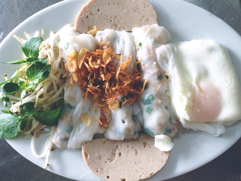 1 đĩa bánh cuốn&nbsp;thịt chả bao nhiêu calo