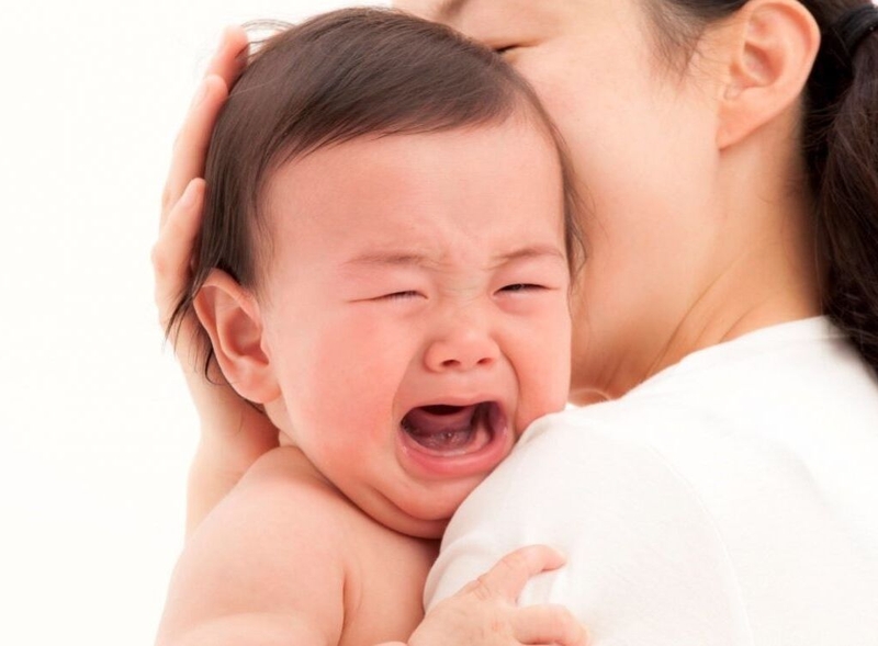 Bé mọc răng sốt 40 độ: Mức độ nguy hiểm và cách chăm sóc khi trẻ bị sốt 2