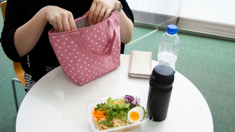 Bữa trưa nên ăn bao nhiêu calo để vừa đủ năng lượng, không lo tăng cân? 4