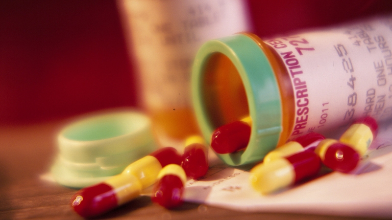 Bướu giáp keo lành tính có nên mổ không 03