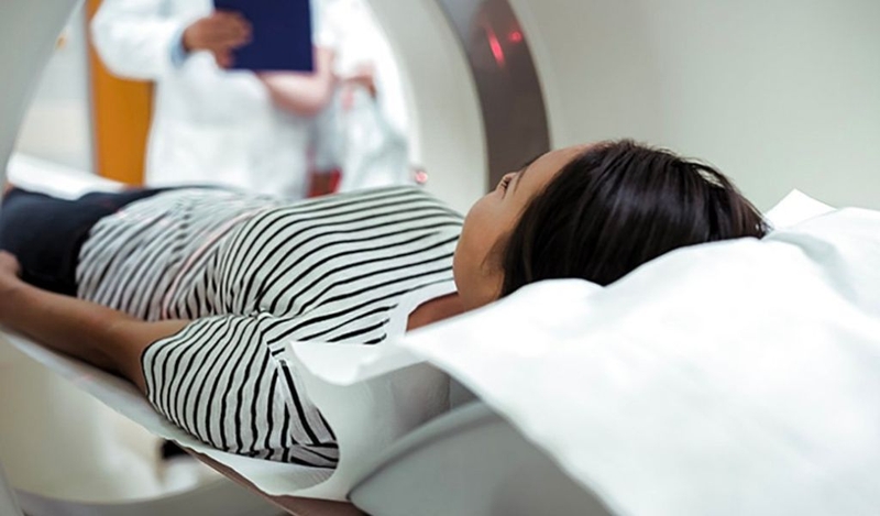 Các cách điều trị viêm cột sống dính khớp mà bạn nên biết 2