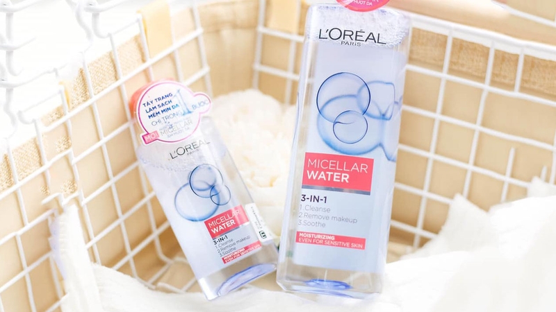 Cần lưu ý gì khi thực hiện tẩy trang cho da khô 1