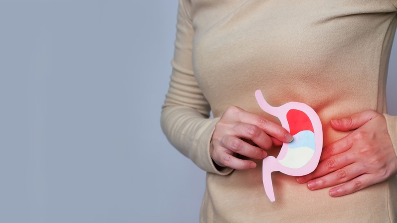 Không sử dụng Choline salicylate cho người đang bị loét dạ dày - tá tràng tiến triển