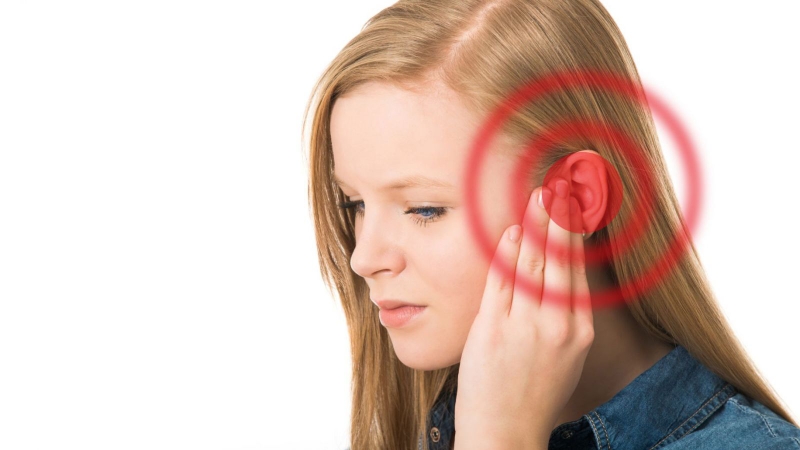 Chóng mặt ù tai toát mồ hôi - Dấu hiệu bệnh lý nguy hiểm chớ nên chủ quan 1