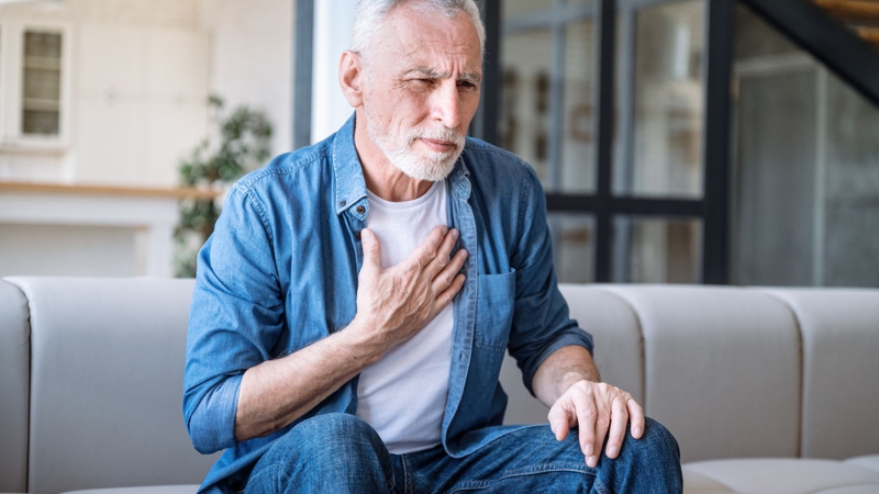 Clenbuterol được dùng chủ yếu như một thuốc giãn phế quản và thường sử dụng cho bệnh nhân hen suyễn