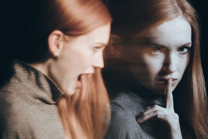 Đa nhân cách được coi là một dạng bệnh lý tâm thần, có thể do nhiều yếu tố gây ra 1