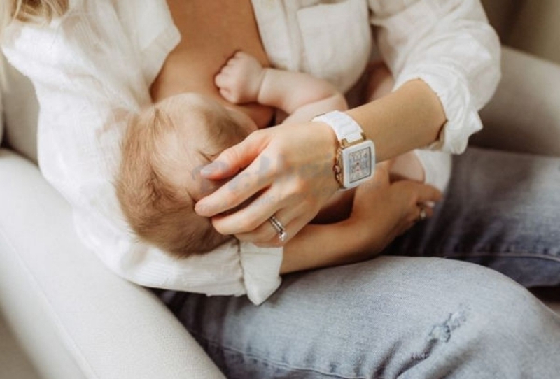 Đang cho con bú tiêm filler có sao không? 4