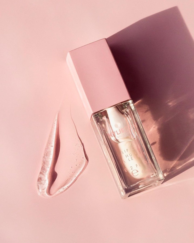 Son bóng không dính- siêu phẩm trang điểm môi bạn đã biết chưa? 3