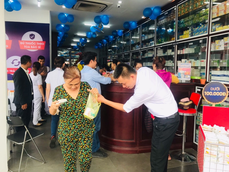 Khai truong Long Châu 30