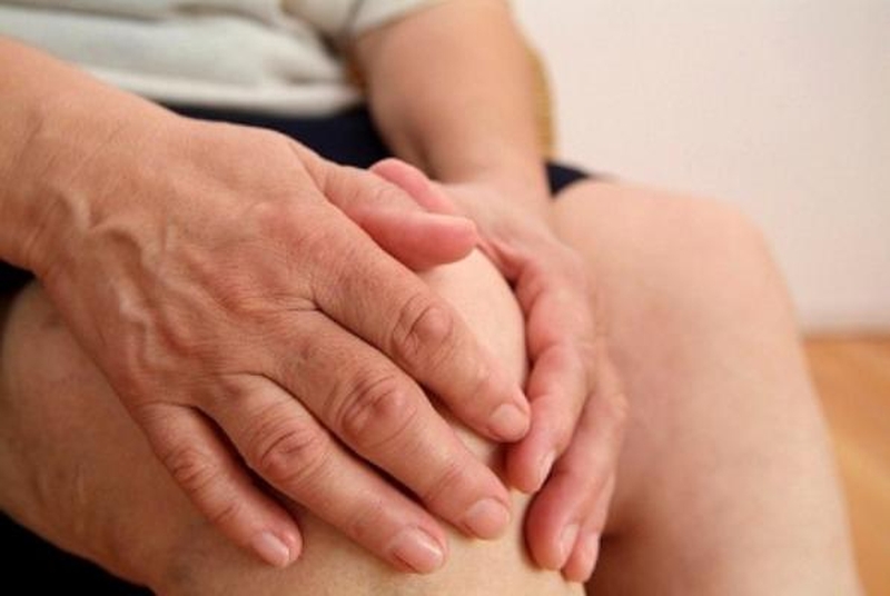 Những dấu hiệu đầu tiên của bệnh gout là gì? 2