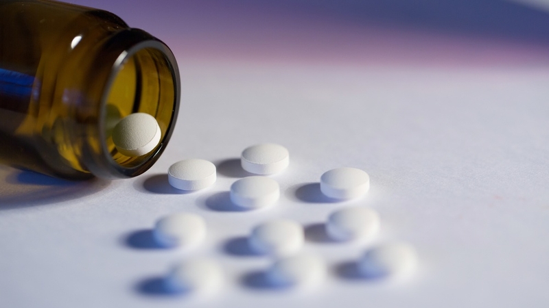 Gai cột sống chèn dây thần kinh 04