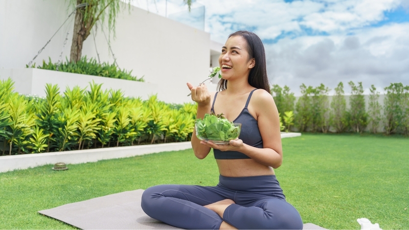 Duy trì ăn uống khoa học và sinh hoạt lành mạnh giúp hỗ trợ cải thiện mỡ gan
